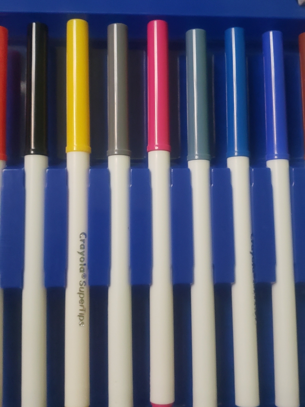 Brand new "Crayola' Imagination Art Set- Crayons, Markers and Colored Pencils - Picture 8 of 11